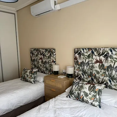 Urban Apartment *